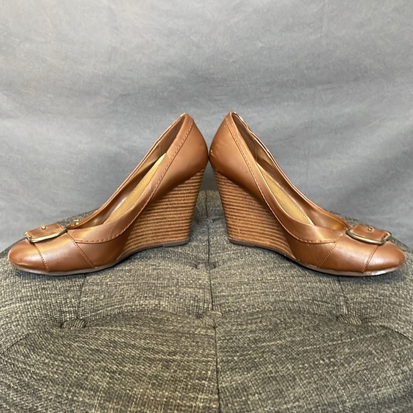 BROWN FIONI WEDGES SIZE 8 - Picture 3 of 5